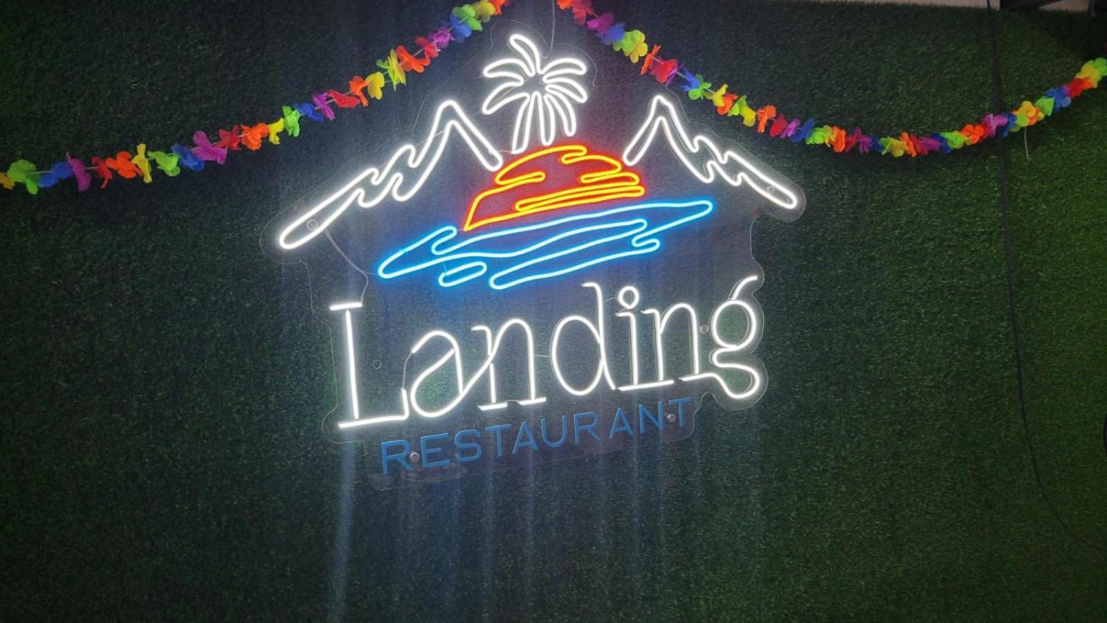 The Landing Hotel And Restaurant Moyogalpa Exteriör bild